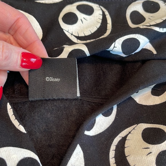 Disney nightmare before Christmas sweatshirt - Picture 4 of 7